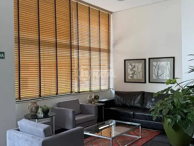 Apartamento com 360m² 4 quartos e 4 banheiros, à venda, no bairro Centro em Londrina