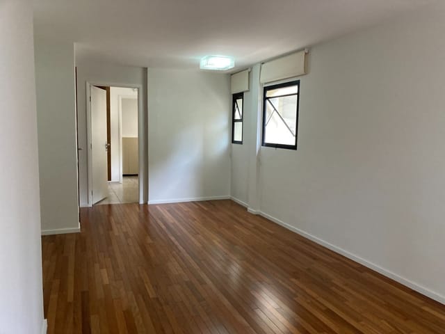 Foto do Apartamento - Apto à venda, com  03 dormitórios, 2 vagas fixas independentes, ao lado do metrô Vila Mariana,na Vila Mariana - São Paulo/SP | Paulista Imóveis.