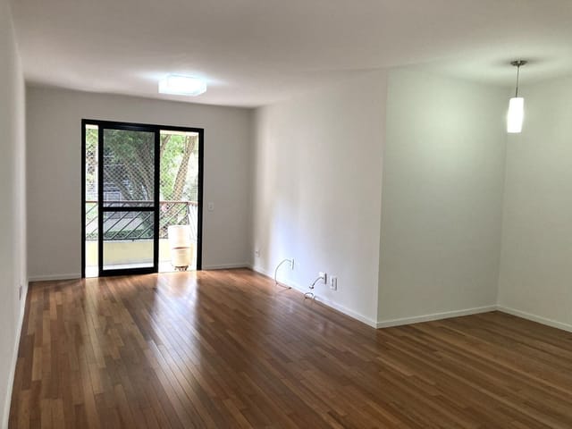 Foto do Apartamento - Apto à venda, com  03 dormitórios, 2 vagas fixas independentes, ao lado do metrô Vila Mariana,na Vila Mariana - São Paulo/SP | Paulista Imóveis.