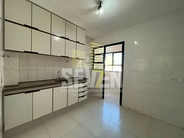 Apartamento com 101m², à venda ou para alugar, no bairro Vila Cidade Universitária em Bauru