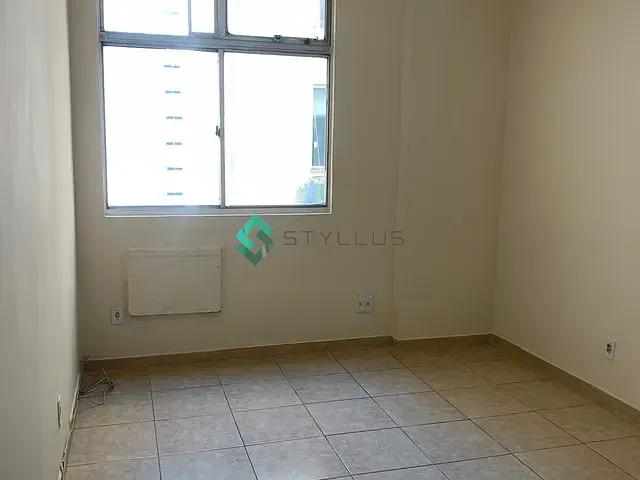 Apartamento 1 quarto e 1 banheiro, para alugar, no bairro Centro em Rio de Janeiro