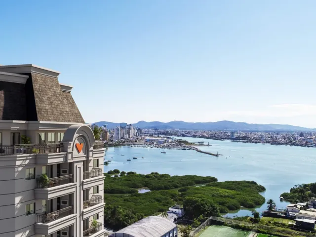 Apartamento 3 quartos e 4 banheiros, à venda, no bairro Fazenda em Itajaí