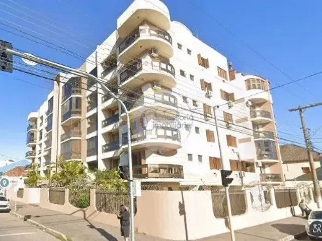 Apartamento 3 quartos e 1 banheiro, para alugar, no bairro Centro em Pelotas