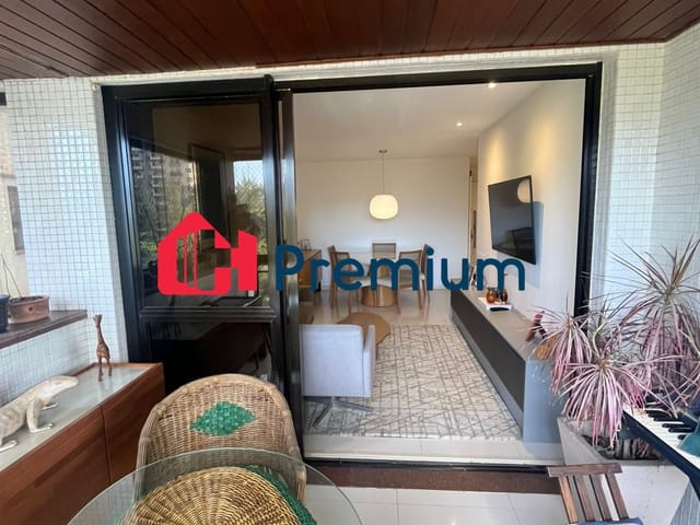 Apartamento 2 quartos e 2 banheiros, à venda, no bairro Barra da Tijuca em Rio de Janeiro