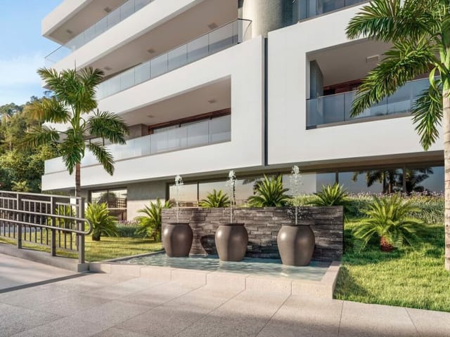 Apartamento 3 quartos e 4 banheiros, à venda, no bairro Cacupé em Florianópolis