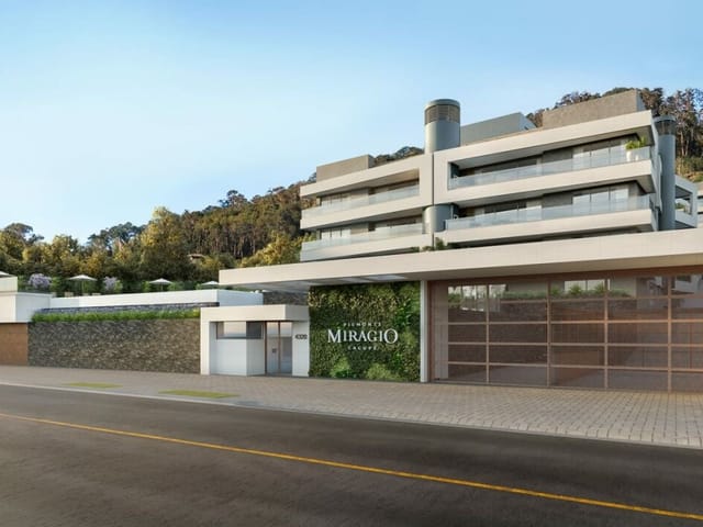 Apartamento 3 quartos e 4 banheiros, à venda, no bairro Cacupé em Florianópolis