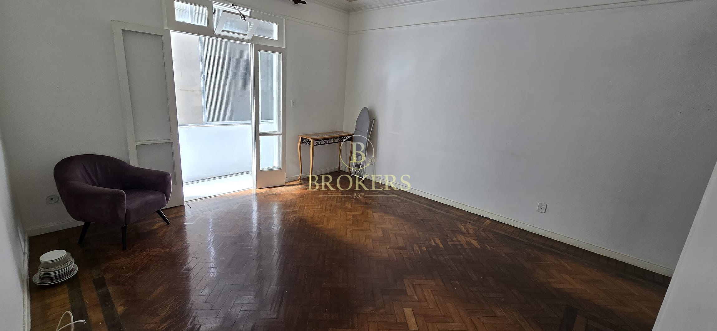 Apartamento à venda Rua Conde de Baependi - Flamengo. Varanda, 3 quartos, 2 banheiros. 90 m². Próximo à Praia, Largo do Machado e Metrô.