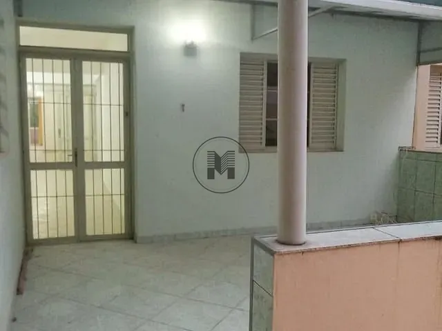 Apartamento com 208m² 4 quartos e 2 banheiros, à venda ou para alugar, no bairro Centro em Guaratinguetá