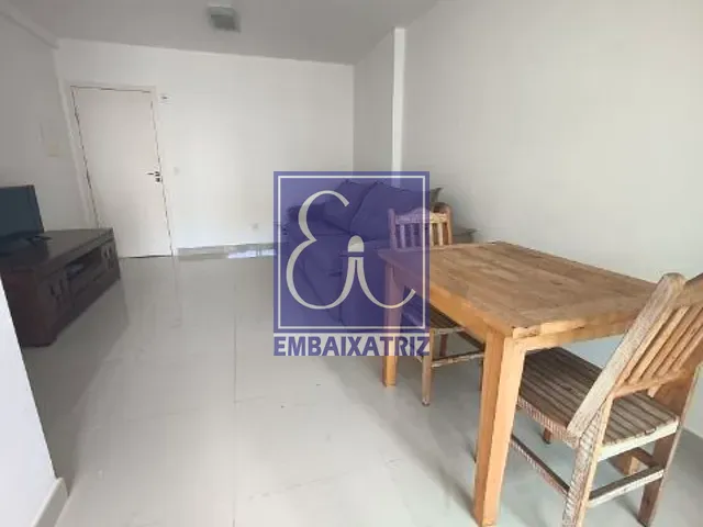 Apartamento com 60m² 1 quarto e 1 banheiro, para alugar, no bairro Jardim das Colinas em São José dos Campos