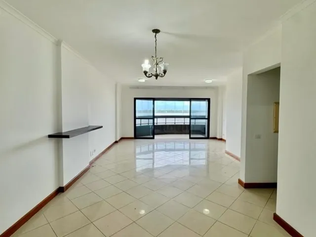 Apartamento 3 quartos e 5 banheiros, à venda, no bairro Treze de Julho em Aracaju