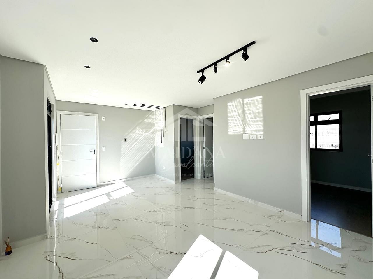 Apartamento à venda com 3 quartos, 61m² - Foto 5