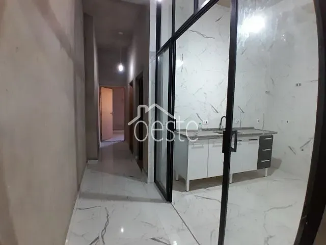 Apartamento com 80m² 2 quartos e 2 banheiros, para alugar, no bairro Centro em Santa Bárbara D'Oeste