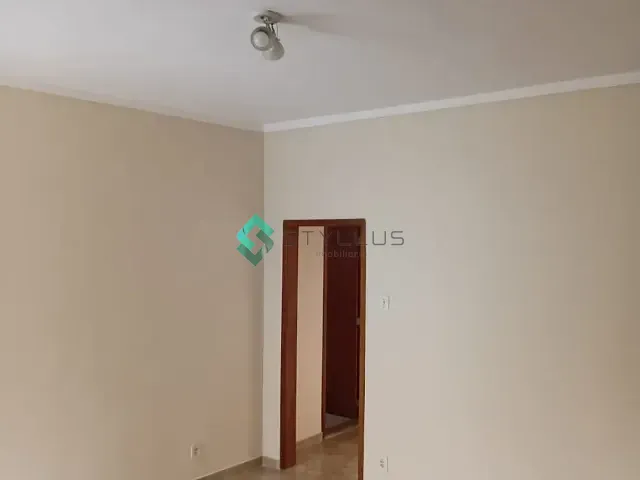 Apartamento 2 quartos e 1 banheiro, para alugar, no bairro Cachambi em Rio de Janeiro