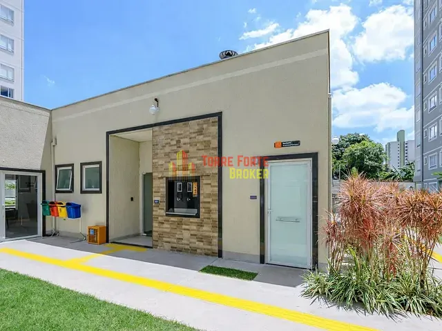 Apartamento com 50m² 2 quartos e 2 banheiros, para alugar, no bairro Jardim Botânico em Curitiba