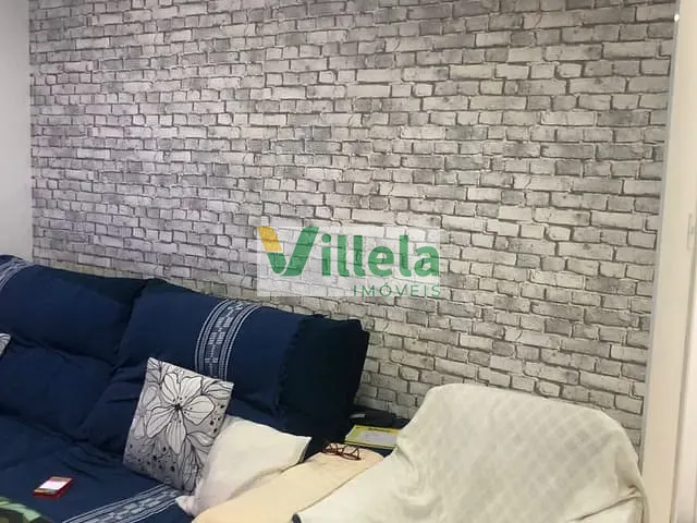 Apartamento 2 quartos e 1 banheiro, à venda, no bairro Guilhermina em Praia Grande