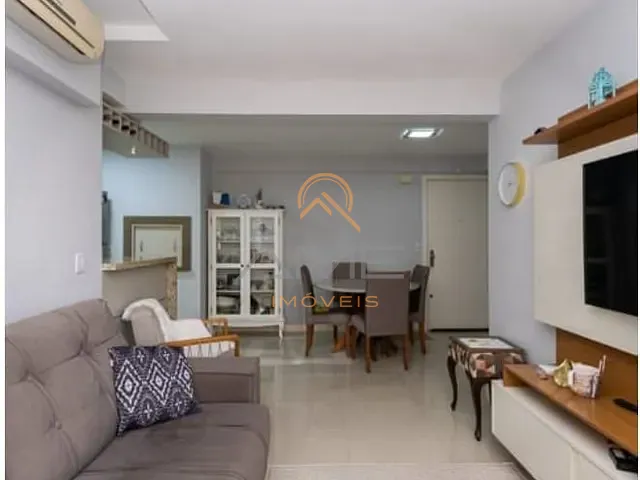 Apartamento 2 quartos e 2 banheiros, à venda, no bairro Centro em Pelotas