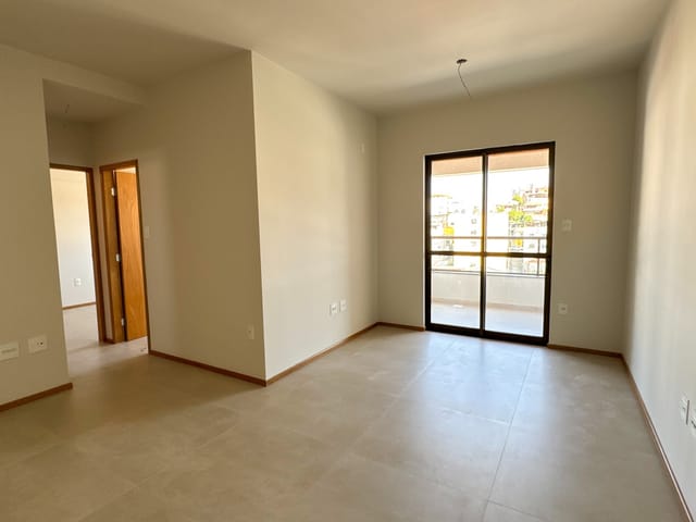 Apartamento 2 quartos e 2 banheiros, à venda, no bairro Jardim Glória em Juiz de Fora