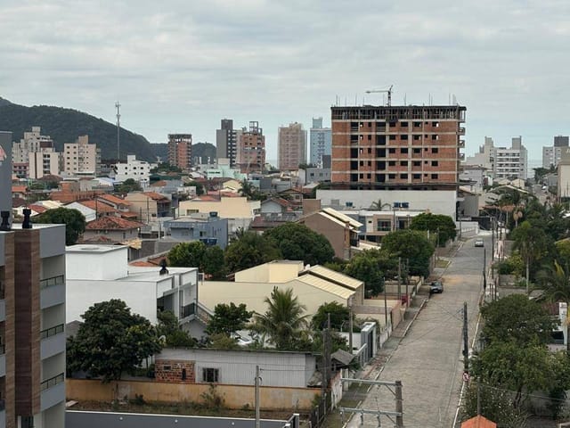 Apartamento 3 quartos e 2 banheiros, à venda, no bairro Gravatá em Navegantes