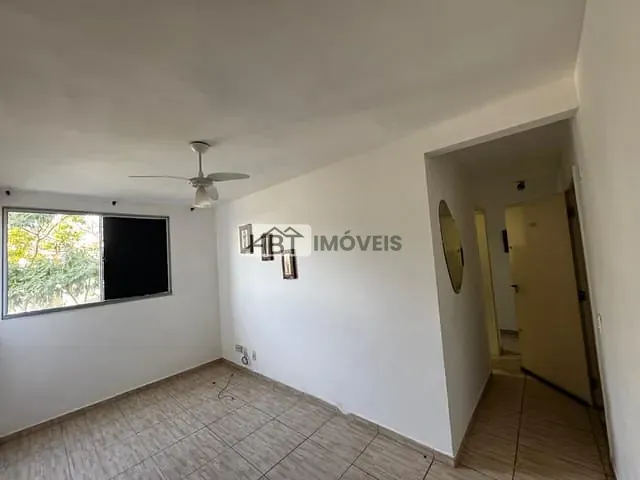 Apartamento 2 quartos e 1 banheiro, à venda ou para alugar, no bairro Parque União em Bauru