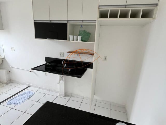 Apartamento 2 quartos e 1 banheiro, à venda, no bairro Jardim Nova Coimbra em Cotia
