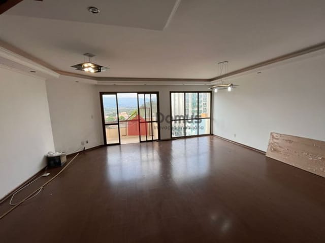 Apartamento 3 quartos e 1 banheiro, à venda, no bairro Centro em Pindamonhangaba