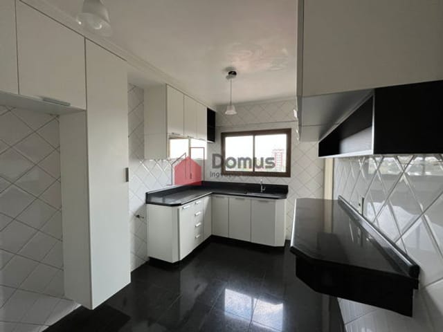 Apartamento 3 quartos e 1 banheiro, à venda, no bairro Centro em Pindamonhangaba