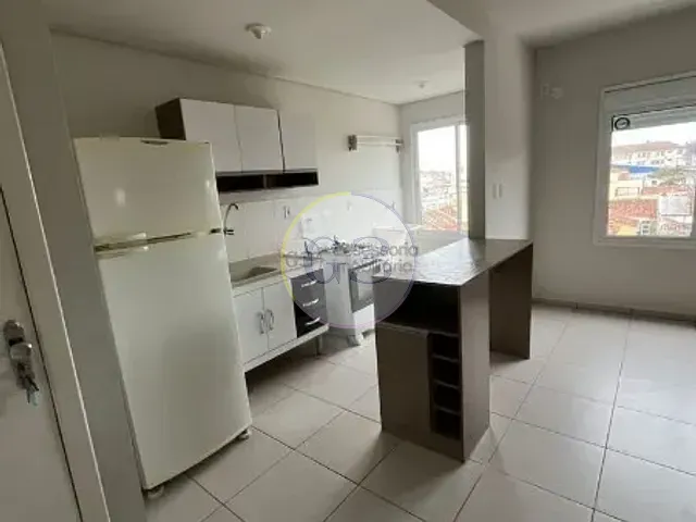 Apartamento 1 quarto e 1 banheiro, para alugar, no bairro Centro em Pelotas