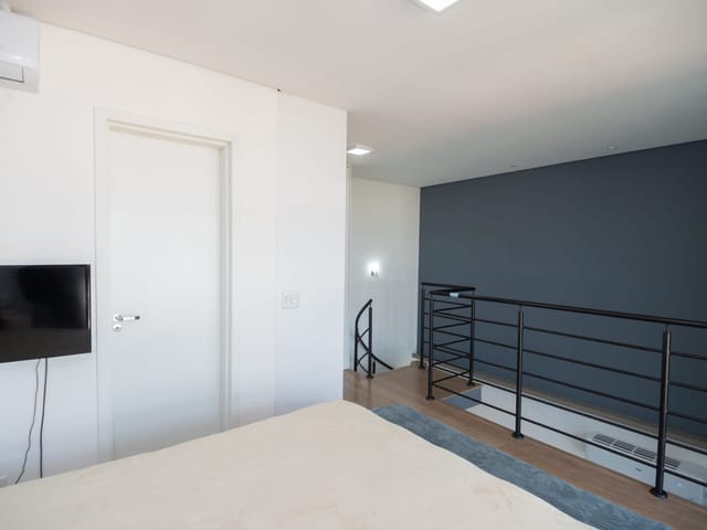 Apartamento 1 quarto e 2 banheiros, à venda, no bairro Vila Dom Pedro I em São Paulo