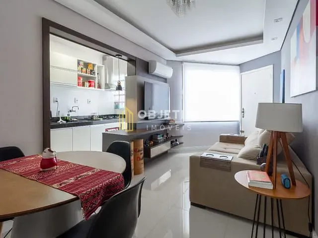 Apartamento 1 quarto e 1 banheiro, à venda, no bairro Menino Deus em Porto Alegre