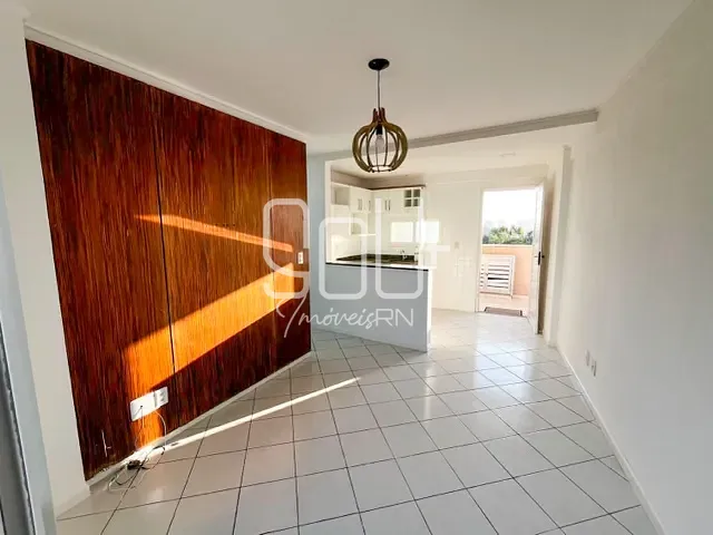Apartamento 2 quartos e 2 banheiros, para alugar, no bairro Ponta Negra em Natal