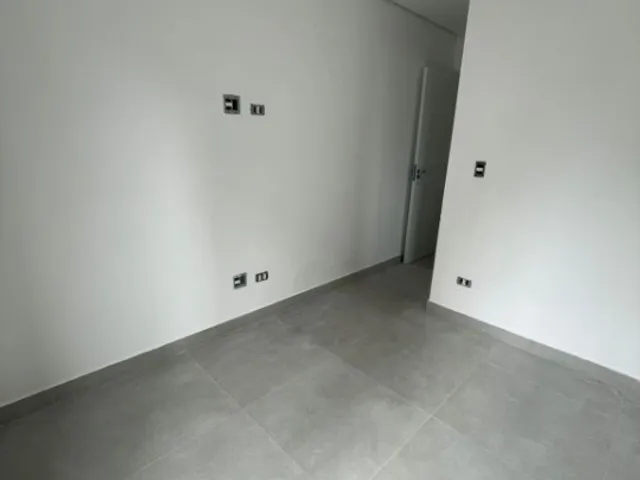 Apartamento 2 quartos e 2 banheiros, à venda ou para alugar, no bairro Vila São Pedro em Santo André