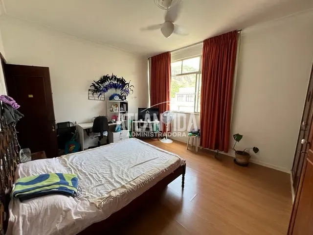 Apartamento com 95m² 2 quartos e 2 banheiros, à venda, no bairro Copacabana em Rio de Janeiro