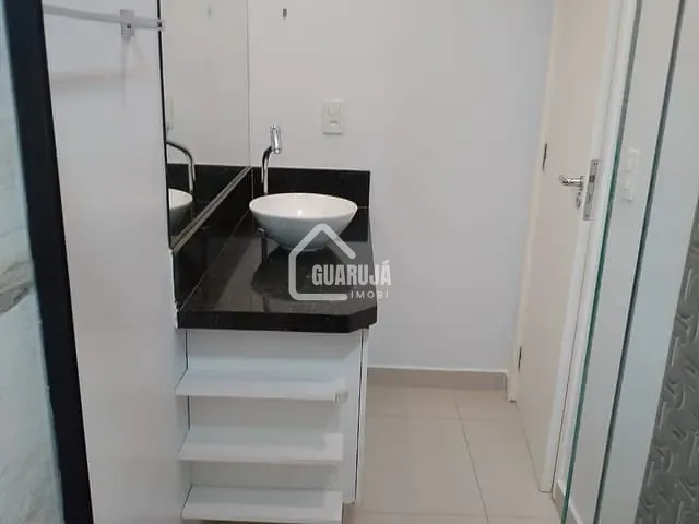 Apartamento com 85m² 2 quartos e 1 banheiro, à venda, no bairro Jardim Las Palmas em Guarujá