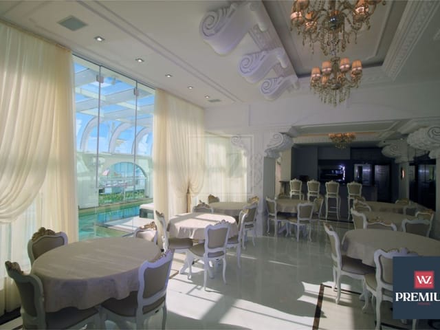 Apartamento com 158m² 4 quartos e 4 banheiros, à venda, no bairro Meia Praia em Itapema
