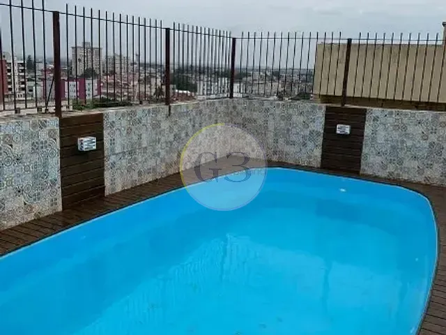 Apartamento 2 quartos e 2 banheiros, à venda ou para alugar, no bairro Centro em Pelotas