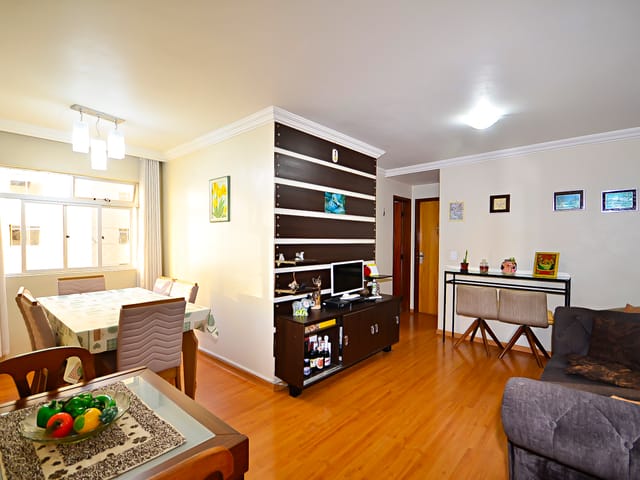 Foto do Apartamento - Apartamento semi-mobiliado no Hauer 3 quartos com portaria 24hrs, elevador e academia. | Auze Imóveis
