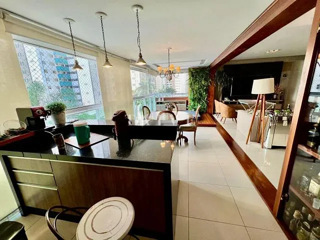 Apartamento com 278m² 3 quartos e 4 banheiros, à venda, no bairro Santa Rosa em Londrina