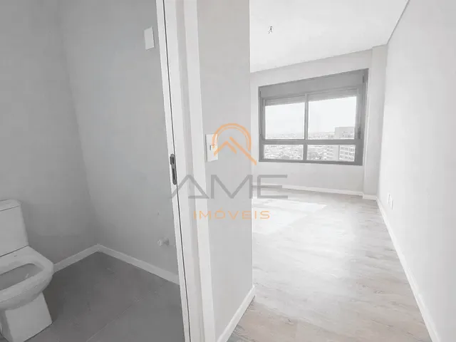 Apartamento 2 quartos e 2 banheiros, à venda ou para alugar, no bairro São Gonçalo em Pelotas