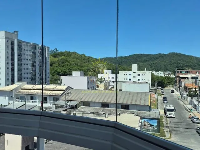 Apartamento 2 quartos e 2 banheiros, à venda, no bairro Centro em Camboriú