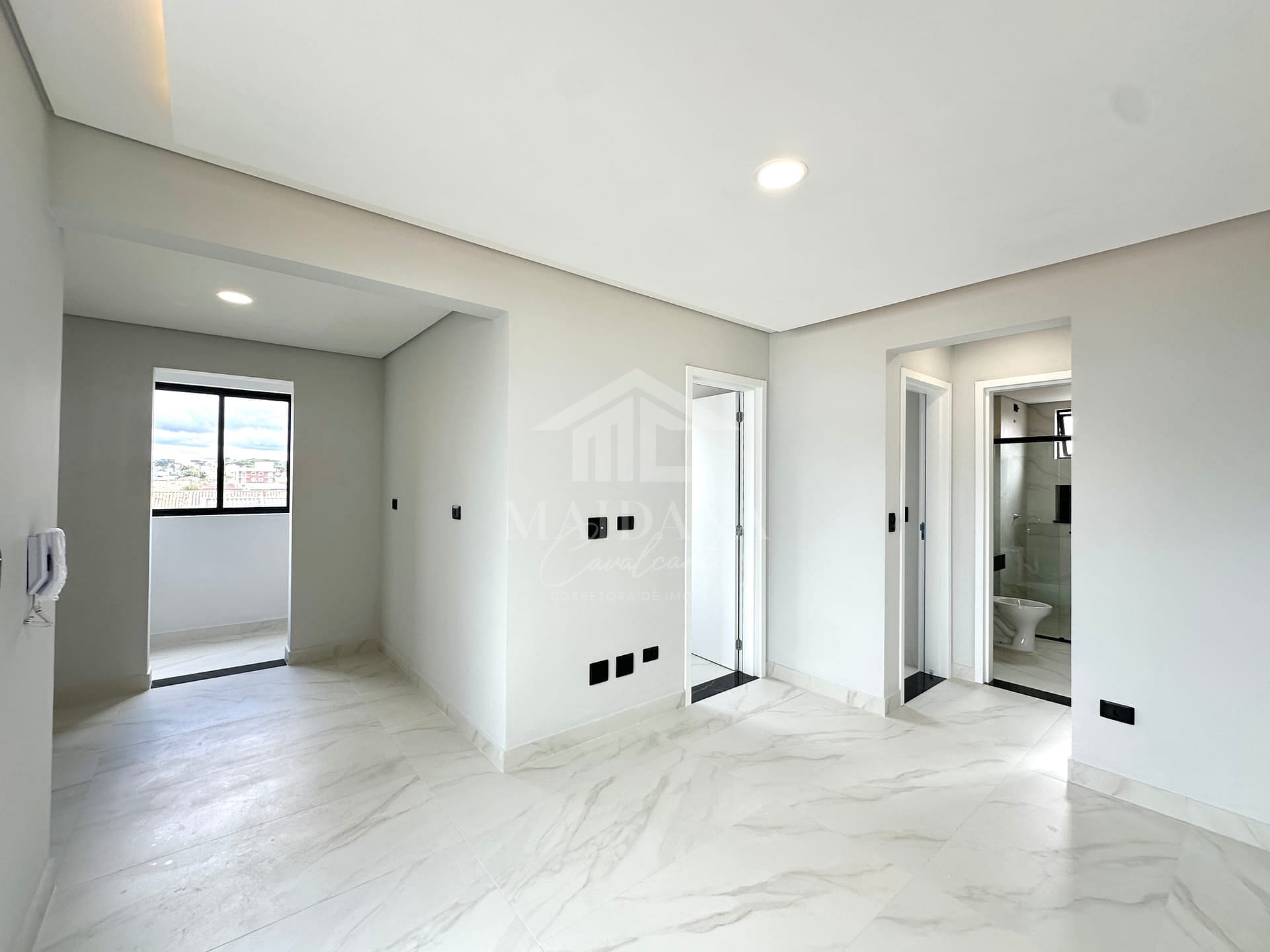 Apartamento à venda com 3 quartos, 55m² - Foto 2