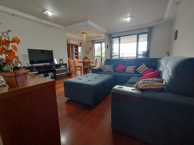 Foto do Apartamento - VENDA - SOLAR CEZANNE - Apartamento com 147,46 m2 internos e 207,48 m2 total - Rua Alagoas, 1432 Centro Londrina Pr | Imobiliária Natal LTDA