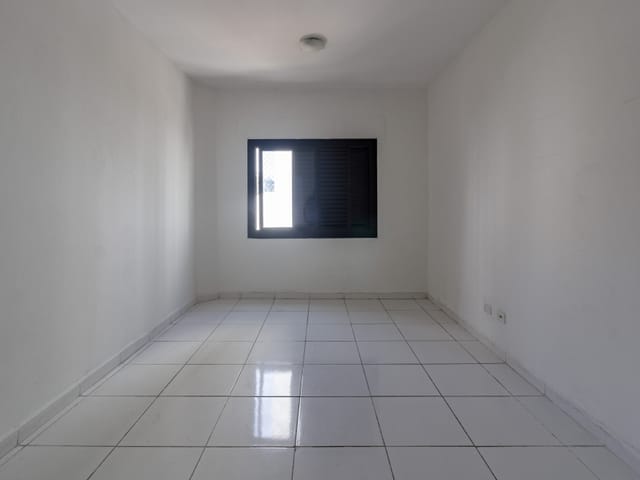 Apartamento 1 quarto e 1 banheiro, para alugar, no bairro Liberdade em São Paulo