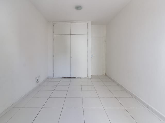 Apartamento 1 quarto e 1 banheiro, para alugar, no bairro Liberdade em São Paulo