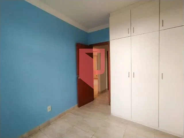 Apartamento com 77m² 3 quartos e 1 banheiro, para alugar, no bairro Califórnia em Belo Horizonte