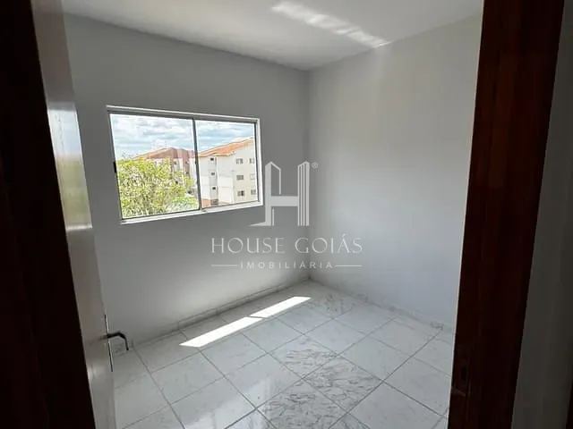 Apartamento 2 quartos e 1 banheiro, à venda, no bairro Pontal Sul - Acréscimo em Aparecida de Goiânia