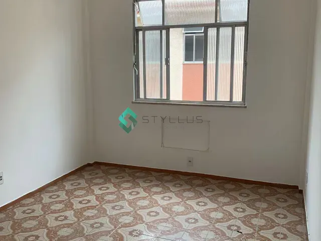 Apartamento 2 quartos e 1 banheiro, para alugar, no bairro Cachambi em Rio de Janeiro