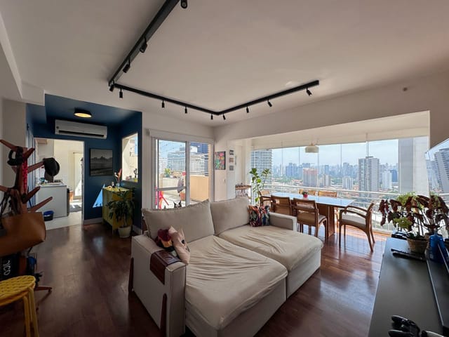 Apartamento 2 quartos e 2 banheiros, à venda, no bairro Chácara Santo Antonio em São Paulo