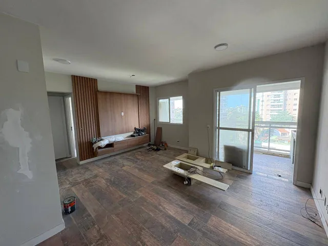 Apartamento 2 quartos e 2 banheiros, à venda, no bairro Glória em Macaé