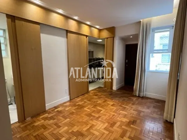 Apartamento com 73m² 2 quartos e 2 banheiros, à venda, no bairro Copacabana em Rio de Janeiro