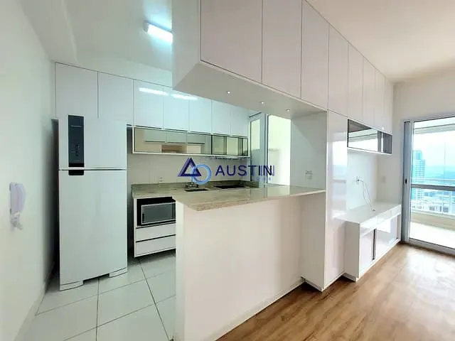 Apartamento com 70m² 2 quartos e 2 banheiros, para alugar, no bairro Pinheiros em São Paulo